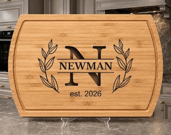 Tabla de quesos grabada con el nombre de la familia, tabla de embutidos personalizada, regalo de boda personalizado