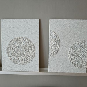Strukturbilder, 2er Set, weiß Kreis, Unikat Original Shabby Chic mit dekorativem Stoffhintergrund, je x 50 x 70 cm Bild 1