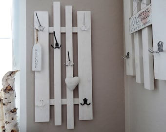 Garderobe , weiss, "Variabel Tricolor", schmal, 41 x 91 cm, Echte Handarbeit, individuelle Hakengestaltung