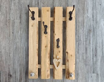 Garderobe, Rustikal, massiv, UNIKAT, Landliebe, 80 x 51 x 20 cm, Haken in Gusseisen braun, Holzknäufe