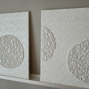Strukturbilder, 2er Set, weiß Kreis, Unikat Original Shabby Chic mit dekorativem Stoffhintergrund, je x 50 x 70 cm Bild 2