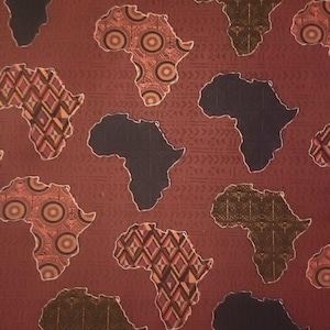 Tissu de couture imprimé carte Afrique, contour abstrait 100 % coton, Joann Ethnic Empowerment, 45 po., prune rouille, vendu au mètre