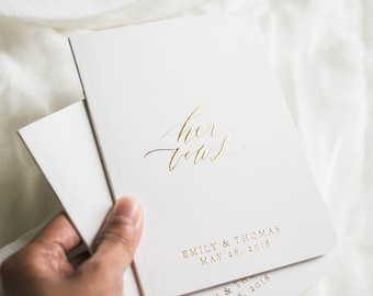 libro de votos personalizado, libro de votos matrimoniales, juego de libros de votos, libros de votos, libro de votos de aluminio, folleto de votos - Little Carabao Studio #FO01VBF