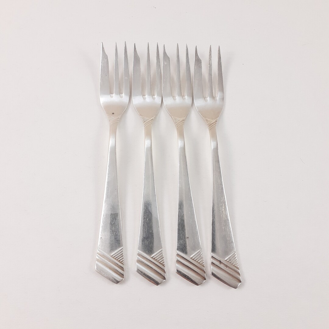 Set of 4 Cake Forks With Geometric Pattern, Silver Plated Dessert Forks