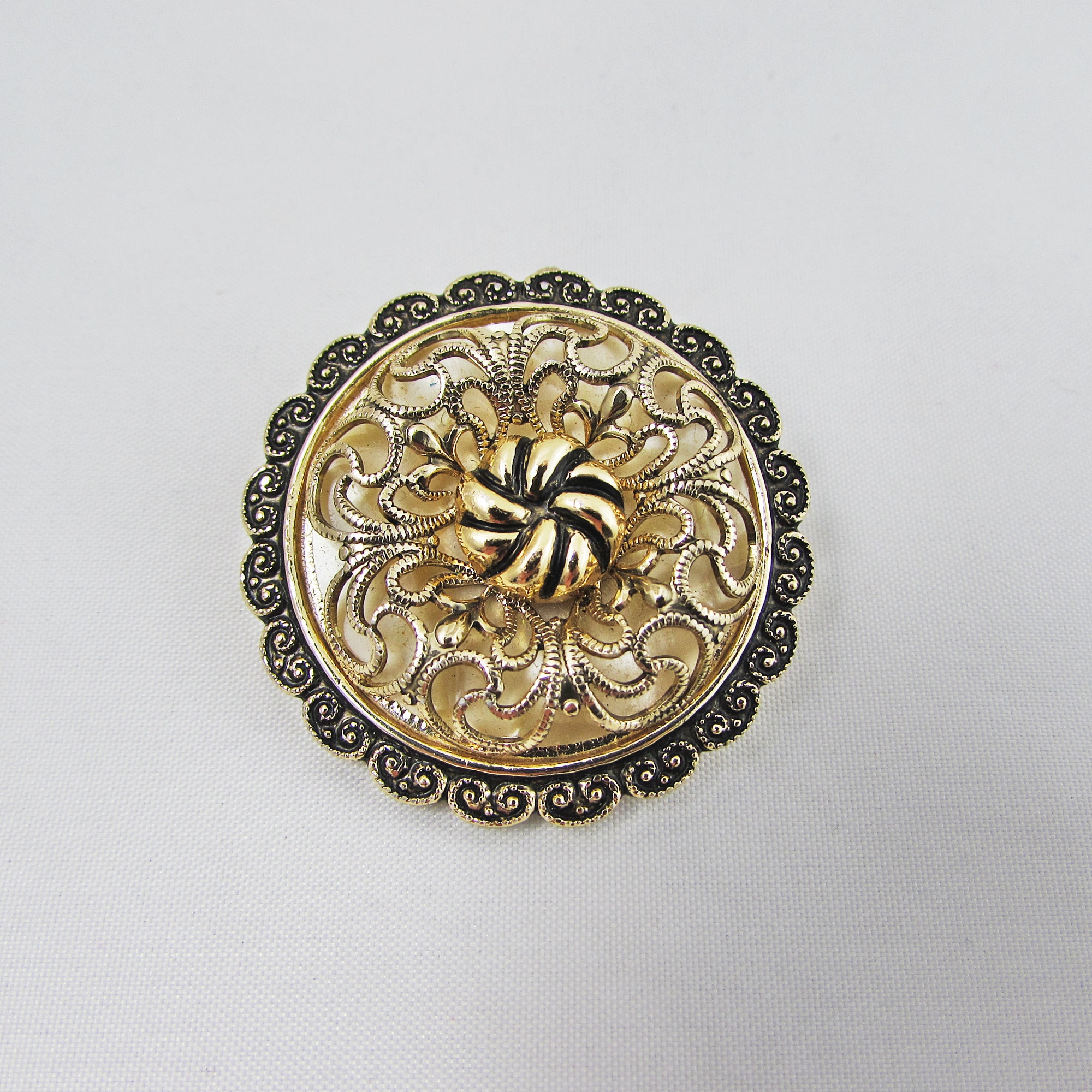 ヴィンテージ ゴールドトーン スカーフクリップ、ラウンドクリップ