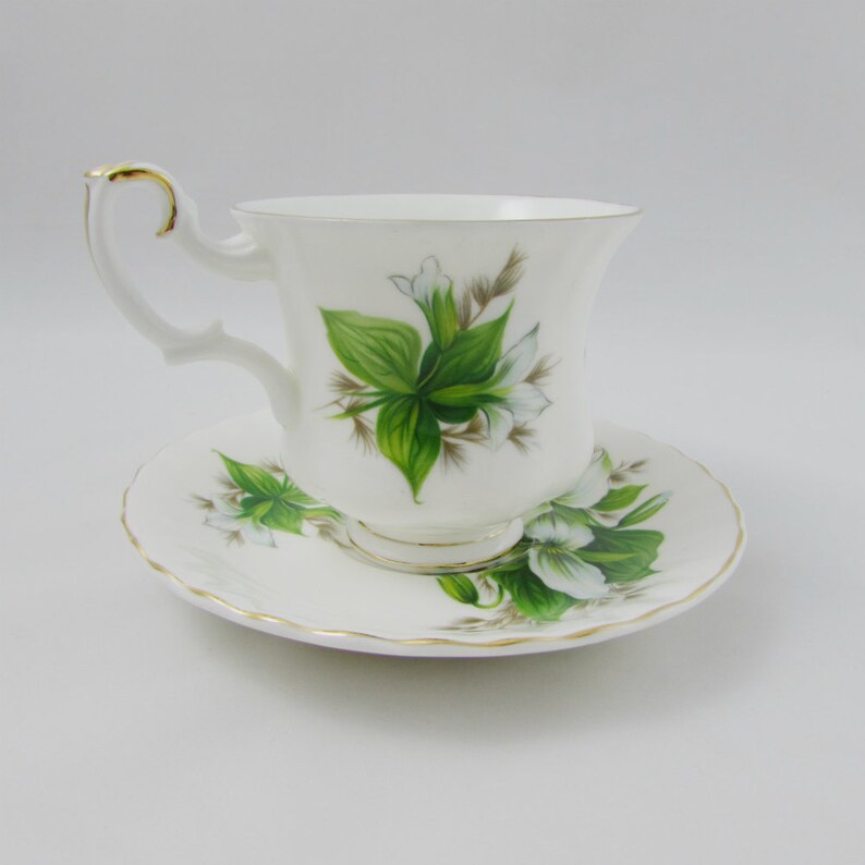 royal albert trillium cup and saucer