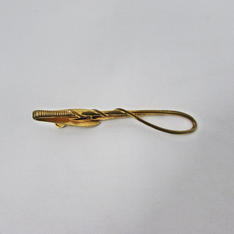 Tie Bar Clip 2.5 Inches Long Riding Crop Tie Clip by Hickok U.S.A. Gold Tone Vintage Equestrian Men/'s Accessory