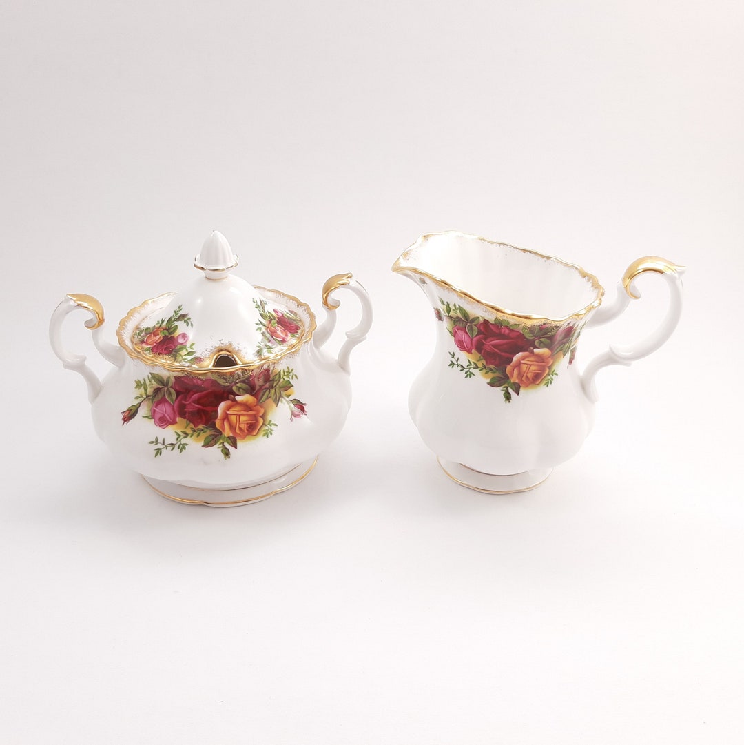 Old Country Roses Cream and Sugar Set, Covered Sugar, Royal Albert