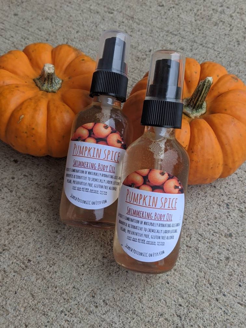 Pumpkin Spice Shimmering Body Oil image 7