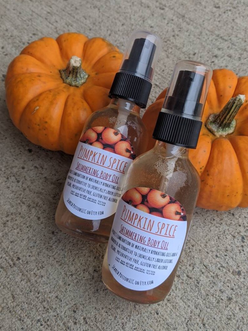 Pumpkin Spice Shimmering Body Oil image 6