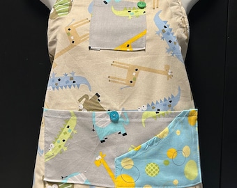 Unisex Children's Apron for Kitchen, Chef, Garden, Crafts, Christmas Gift, Apron with Pockets, fully adjustable Child Size