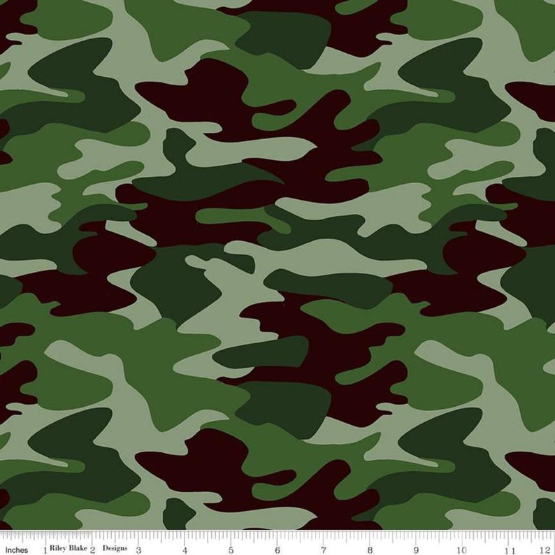 100/% Cotton Fabric by the yard by Riley Blake Designs Nobody Fights Alone: Camo in Green