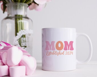 Tasse à café créée en 2024 pour maman, tasse nouvelle maman, cadeau de baby shower, tasse à café pour les nouvelles mamans, tasse fête des mères, tasse maman personnalisée