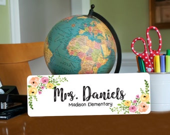 Teacher Desk Sign, Teacher Classroom Sign, Personalized Custom Name Door Hanger Sign for Teacher, Personalized Name Sign, Floral