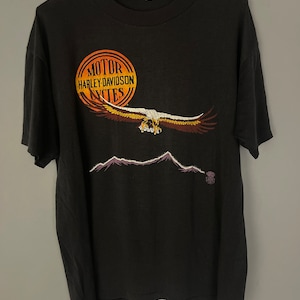 Vintage Harley Davidson motorcycle T-shirt, 80s tee, soft worn paper thin, biker shirt HDOLP soaring eagle Illinois