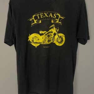 Vintage Harley Davidson motor-T-shirt Houston, Texas Panhead Genuine 50/50 T-shirt, Eagle Wings, soft distressed