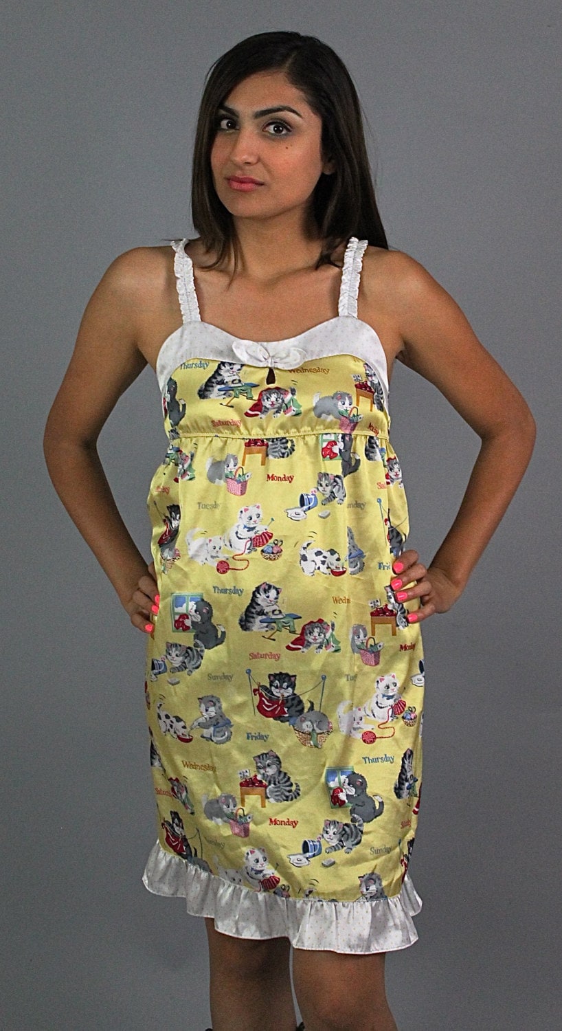 Kitty Cat Monday Thru Friday/daily Cats Nightgown Silk Dress