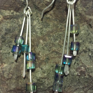 Cube dangle earrings