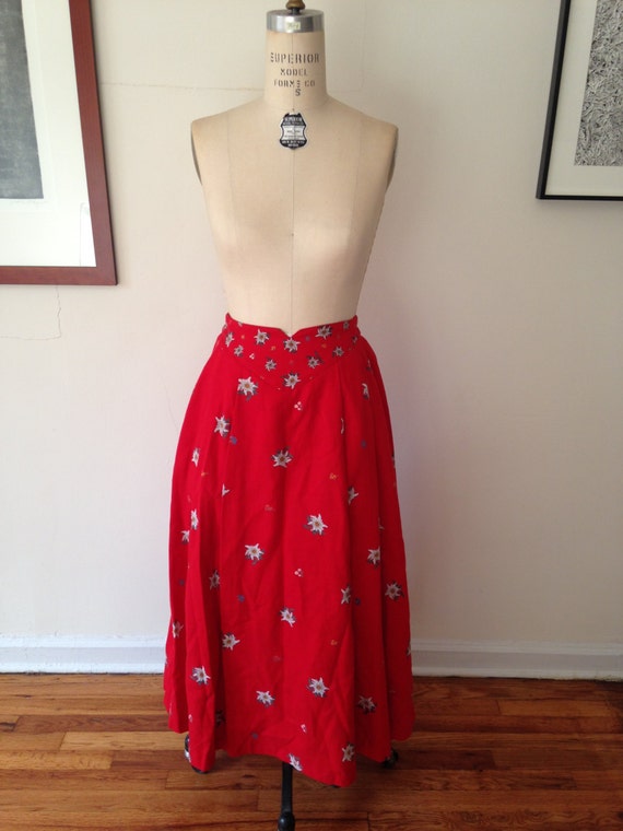 Red floral maxi skirt small