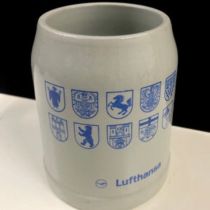 Lufthansa Airline .3L Salt Glaze Stein Oktoberfest Allemagne de lOuest image 1