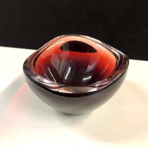 Vintage Sven Palmqvist Orrefors Deep Red Glass Selena Bowl 1954 5”D Mid Century Modern