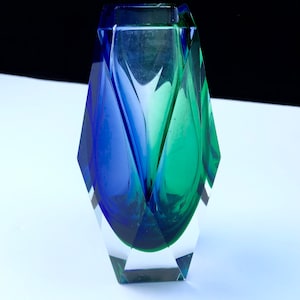 Murano Mandruzzato Blue Green Faceted Vase