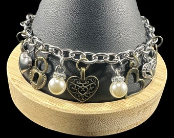 Heart Charm Bracelet | Valentines Day Bracelet, Vintage-Inspired Mixed Metal Bracelet, Toggle Bracelet, Mixed Metal Jewelry, Heart Bracelet