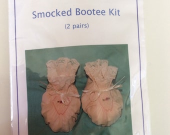 Smocked bootee kit