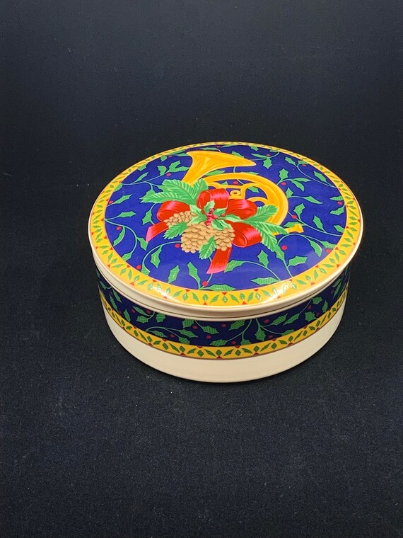 Vintage Mikasa Holiday Music Covered Jewelry Box, Mikasa Candy Dish, Mikasa Holiday Candy Dish, Mikasa Trinkets Box, Round Jewelry Box