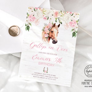 Galop op verjaardagsuitnodiging paard uitnodiging, roze bloemenmeisje zadel omhoog feestuitnodiging, cowgirlfeest, verjaardag pony, paardrijden