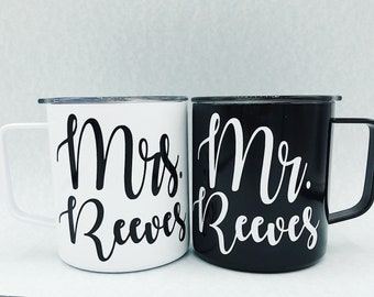 Mr. & Mrs. Mugs /Mr. and Mrs. Gift / Personalized Engagement Gift / Personalized Wedding Gift / Mr. and Mrs. mugs / Engagement Gift