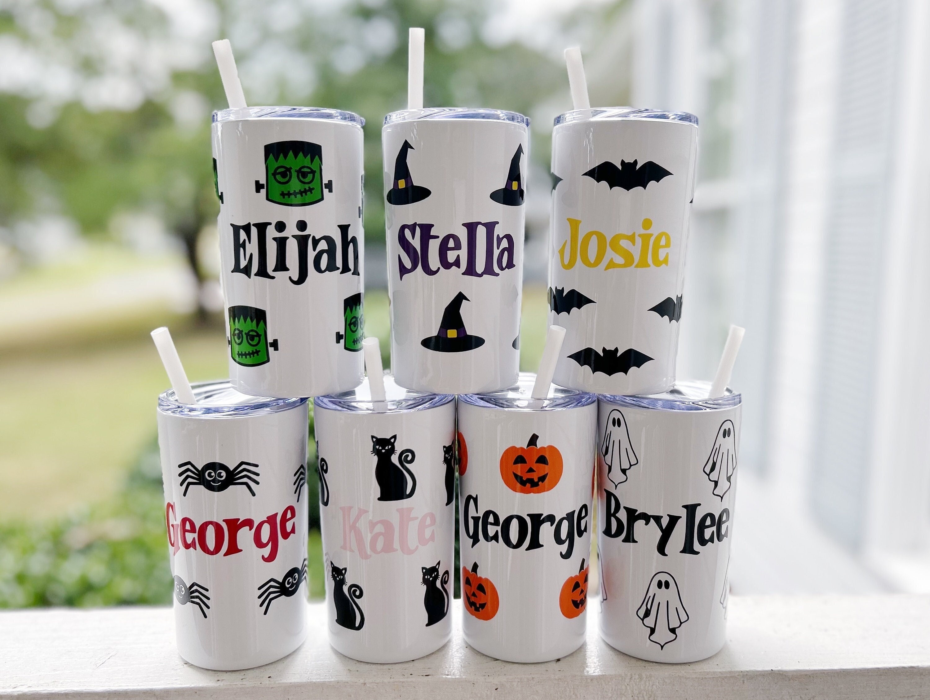 Kids Halloween Cups / Kids Halloween Party Favors / Kids Halloween Party / Kids Halloween Tumbler / Personalized Halloween Kids Cups w Straw
