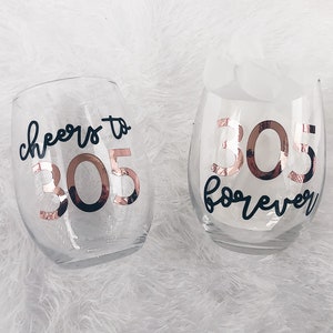 Taça de vinho para colega de quarto / Presente para colega de quarto / Presente de fim de ano para colega de quarto / Ideia de presente para colega de quarto / Presente para colega de quarto / Taça de vinho para colega de quarto / Natal para colega de quarto
