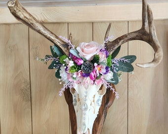 Non typical deer mount, adorned in botanicals and bling