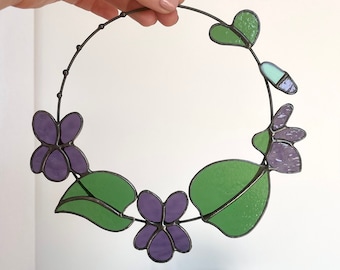 VIOLET FLOWERS WREATH,viola window hanging,violets decoration,stained glass fowers,stained glass wreath,birth flowers,flower decoration