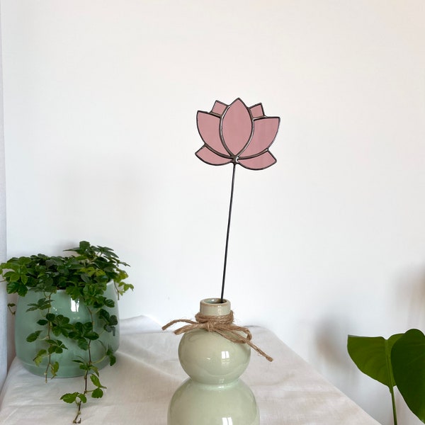 LOTUS FLOWER,stained glass lotus,stained glass flower,everlasting flowers,stained glass pink lotus,flowers plant stake,lotus decoration