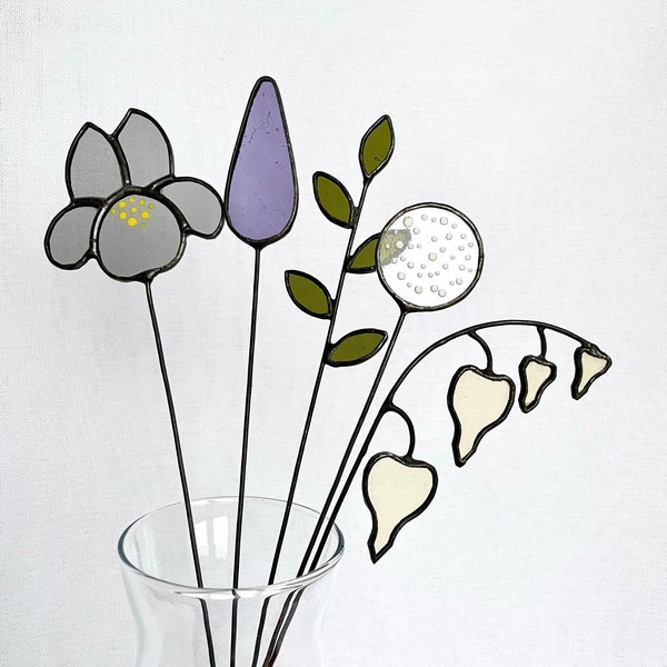 Set of 5 stems,stained glass bouquet,stained glass flowers,everlasting flowers,everlasting bouquet,iris,bunny tail,poppy,bleeding heart