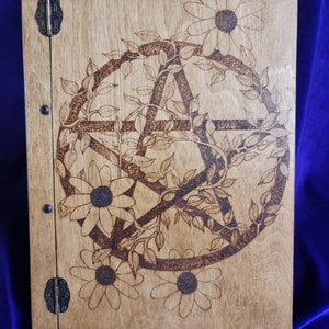 Das Buch der Schatten, Grimoire, das Buch der Kräuter und Zaubertränke, Journal, Notizbuch, handgemachtes Buch, Hexenbuch, heidnisch, Kräuter, Geschenk