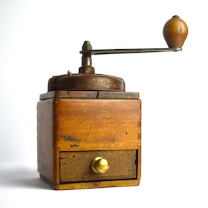 1940s Coffee Grinder Vintage Enamel Grinder  Coffee Grinder Shabby Chic Kitchen Distressed Vintage Kitchen