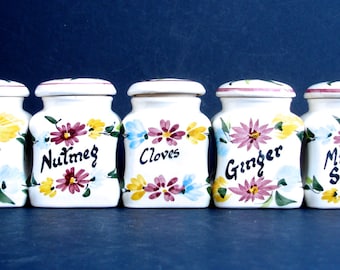 5 Vintage Toni Raymond Spice Jars Vintage Spice Set Vintage Vintage Tableware Pepper Nutmeg Cloves Ginger Mixed Spice