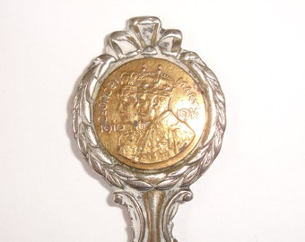 Teaspoon 1935 Vintage Teaspoon Spoon Coin George V Queen Mary Silver Jubilee Southend