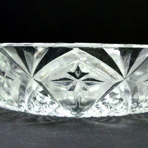 1950-talets vintage glasfat, nötfat, bricka, vintage sminkbord, fat, serveringsfat i glas, vintage heminredning, hushållsartiklar, vintage fest bild 5