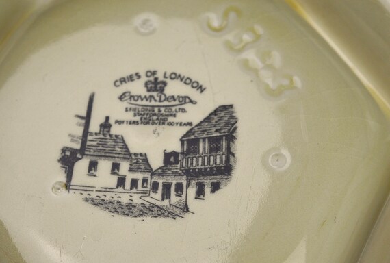 Crown Devon Platter (YVO) Crown Devon Platter (YVO)