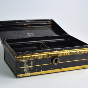 Vintage Metal Cash Box with Removable Tray for Coins Petty Cash Box Vintage Bankers Box Vintage Money Bank Box Savings Cash Box