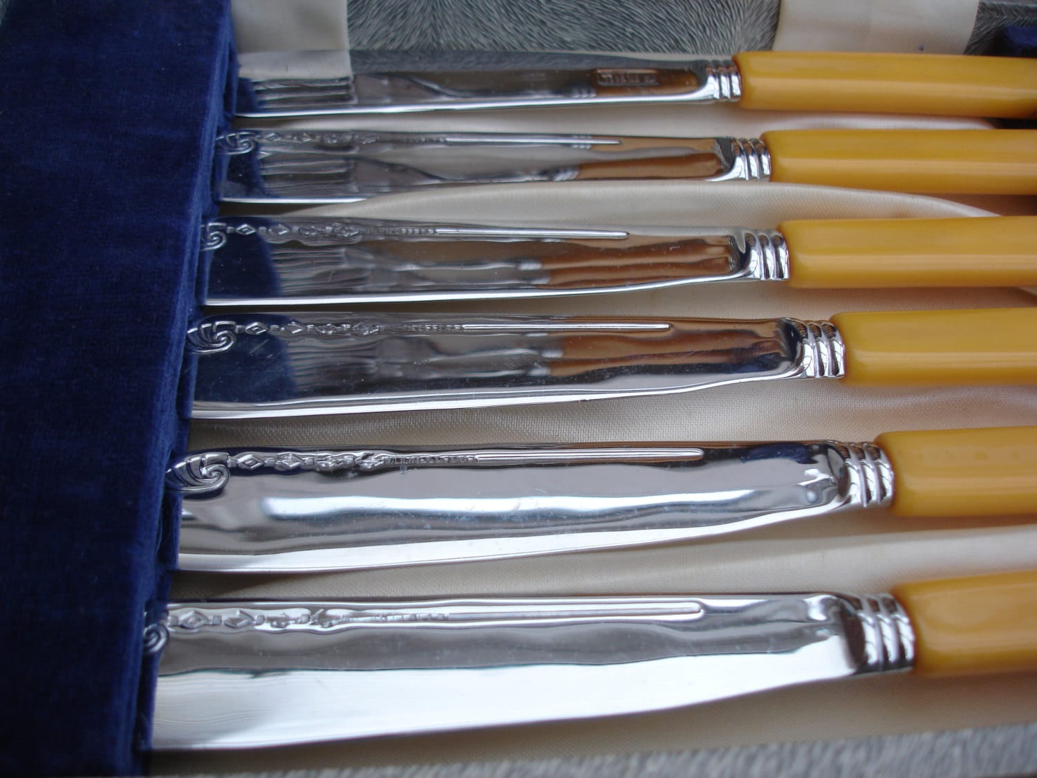 Set of Fish Knives and Forks Vintage Flatware Vintage Cutlery Etsy