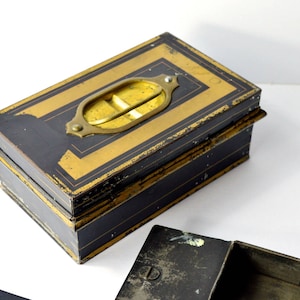 Vintage Metal Cash Box and Removable Trays for Coins Petty Cash Box Vintage Bankers Box Vintage Money Bank Box Savings Cash Box
