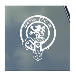 May include: White vinyl decal of a Scottish clan crest with a lion and the words "Sans Peur" in a circle.