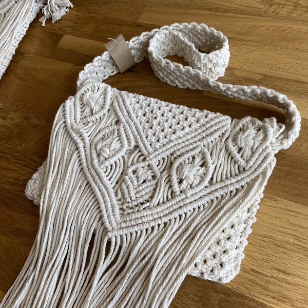 Borsone macramé a tracolla bohemien, anni settanta, spiaggia e hippie colore personalizzabile (altezza frangia)