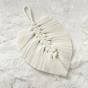Lot de 2 plumes légères en macramé à accrocher ou suspendre, feuille automne décoration murale tons naturels style bohème fait main