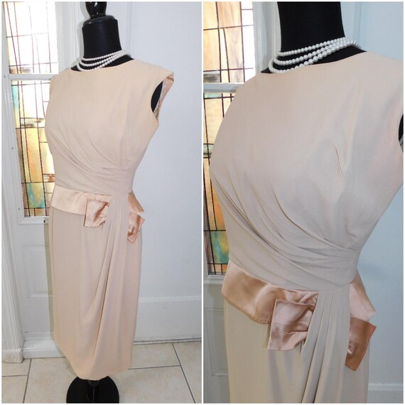 40s Crepe Dress Vintage Bombshell Beige Crepe Rayo